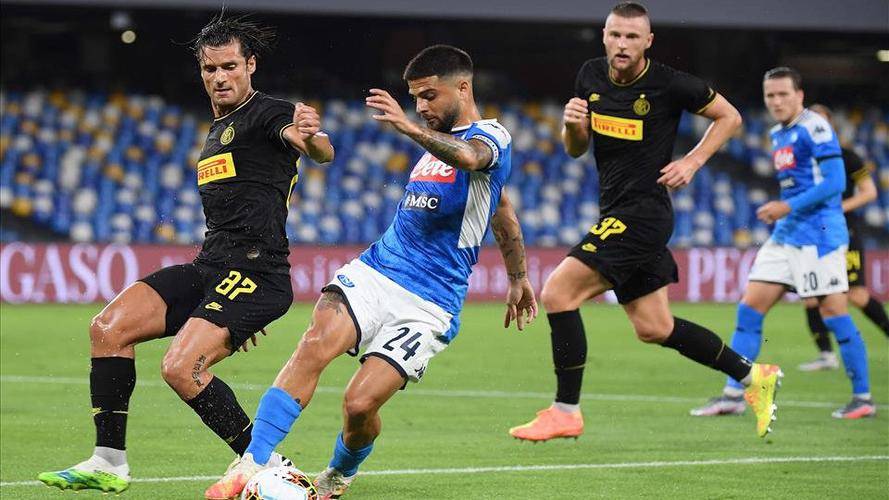 的展览与演 的展览与演