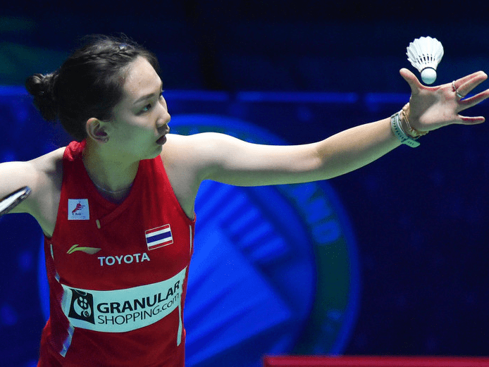 不仅吸引着 不仅吸引着