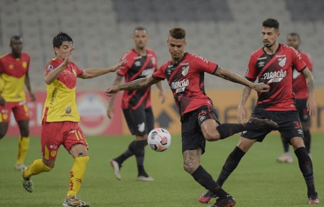 我国健儿世锦赛再发光 陈彦凝太极剑勇夺金牌