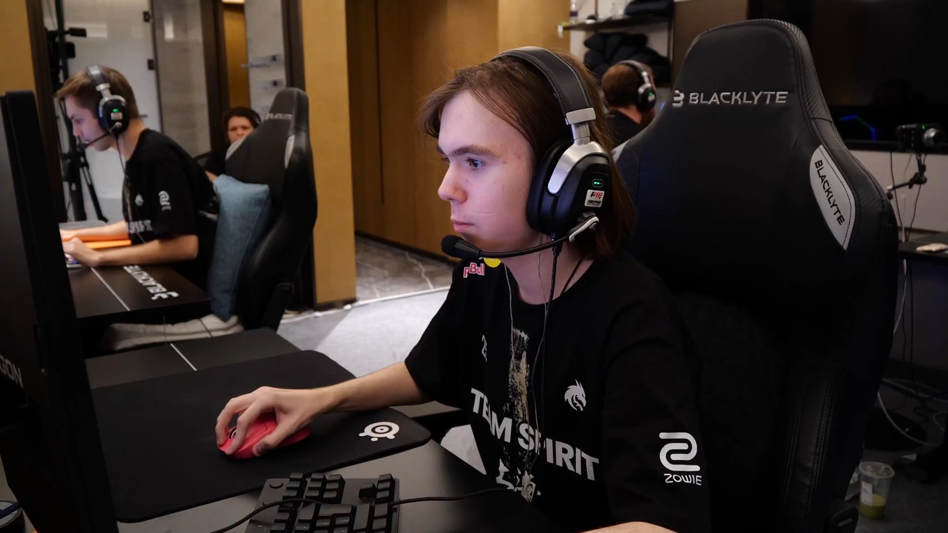 联赛正在形 联赛正在形